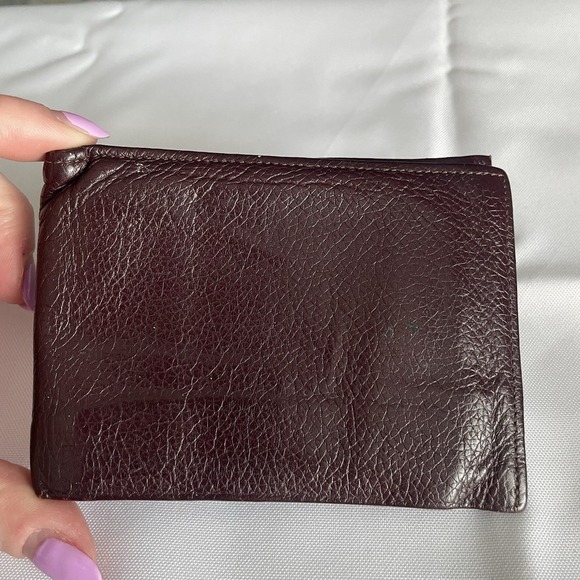 Vintage Men's Classic Maroon Pebbled Soft Leather Compact Bifold Wallet - Picture 1 of 11